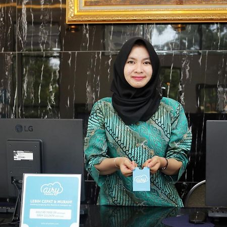 Airy Syariah Mistar Cokrokusumo 29A Banjarbaru Exterior photo